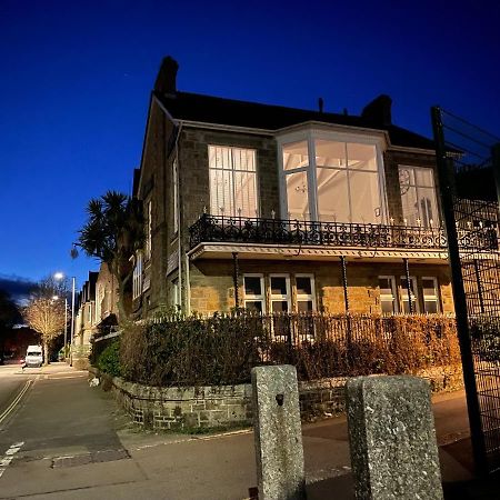 The Old Club Bed and Breakfast Penzance Exteriör bild