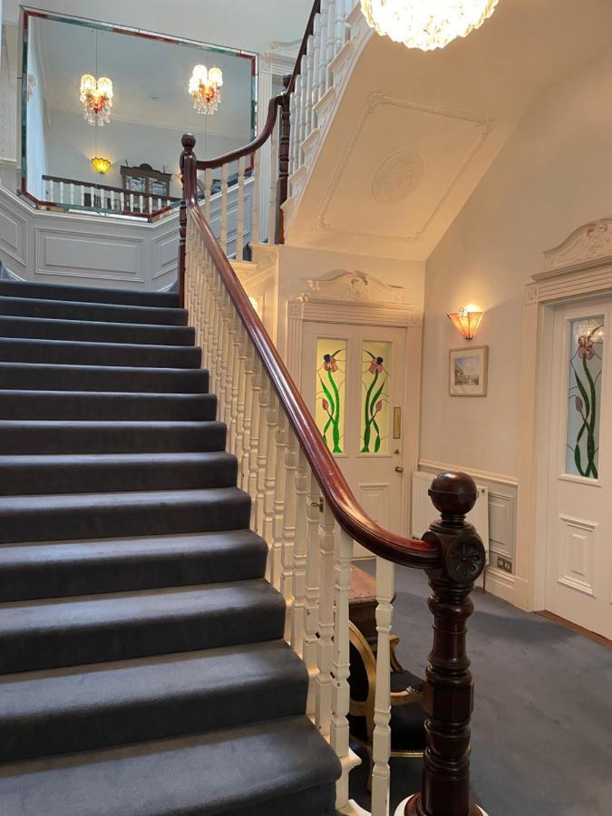The Old Club Bed and Breakfast Penzance Exteriör bild